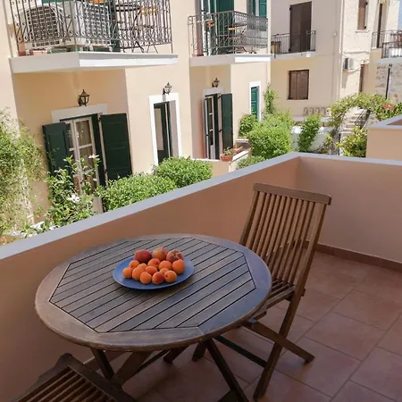 Guest house Twin House Spetses Town