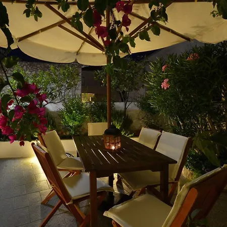 Guest house Twin House Spetses Town