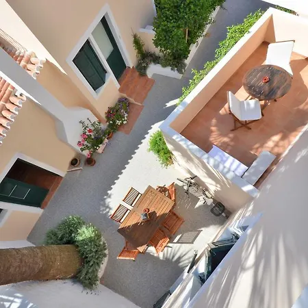 Guest house Twin House 3*